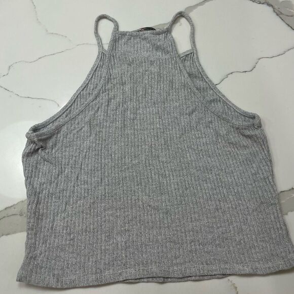 Brandy Melville grey knitted tank top - Picture 3 of 4